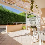 Lovely Apartment In Ricadi With Swimming Pool Appartement *