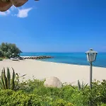 Lovely Apartment In Ricadi With Swimming Pool