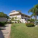 Lovely Apartment In Ricadi With Swimming Pool *