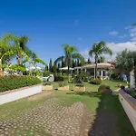 Lovely Apartment In Ricadi With Swimming Pool *