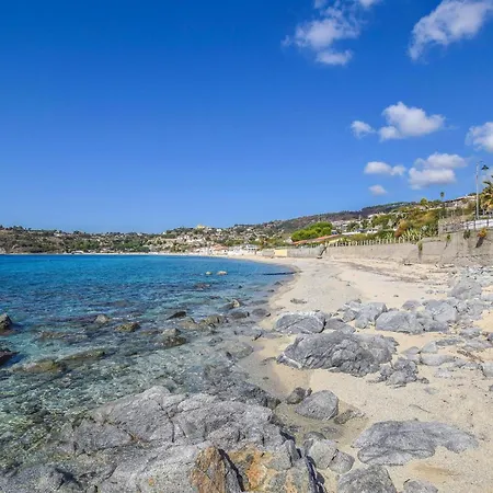 Cozy In Apartment Ricadi