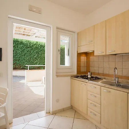 Apartment Lovely In With Swimming Pool *