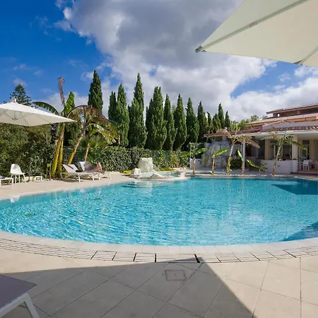 Lovely Apartment In Ricadi With Swimming Pool *